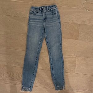 Good American Light Blue Skinny Jeans